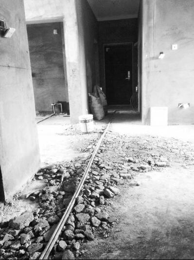 花了七八千，被告知裝錯了房