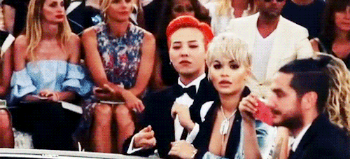 Chanel秀場，看GD這霸氣的小表情