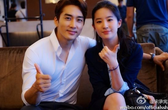 網曝劉亦菲宋承憲分手