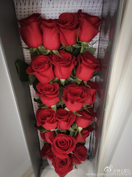 章子怡慶結(jié)婚紀(jì)念日 章子怡慶結(jié)婚紀(jì)念日