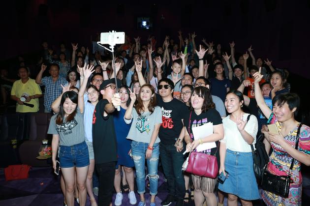 鄭鈞爆發(fā)怒斥“游戲規(guī)則” 鄭鈞爆發(fā)怒斥“游戲規(guī)則”