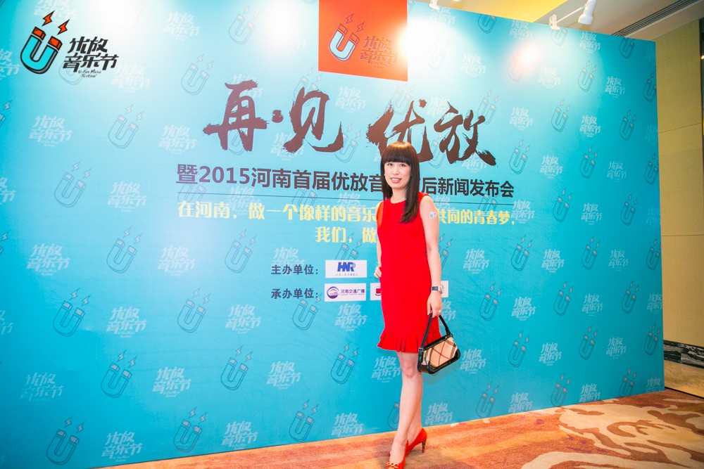 美女主播佳音！