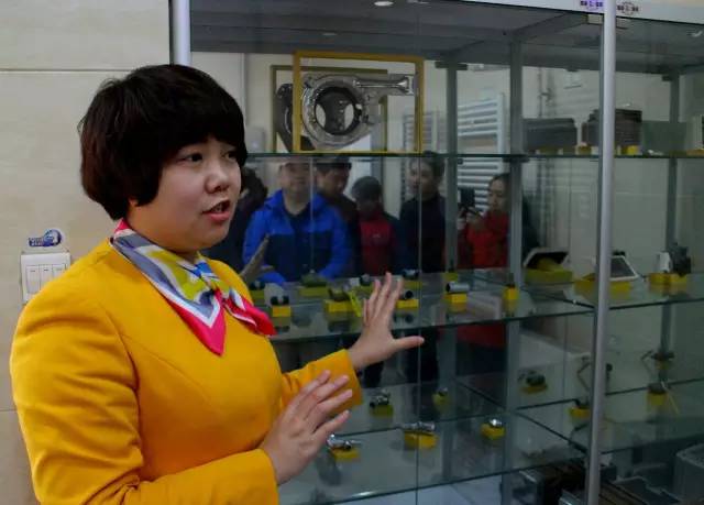 專(zhuān)業(yè)人員給大家介紹各種與燃?xì)庥嘘P(guān)的知識(shí)