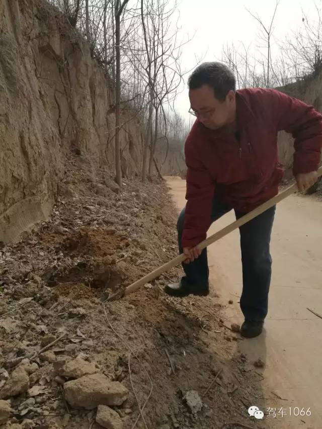 這大叔干起活也是很6呀！