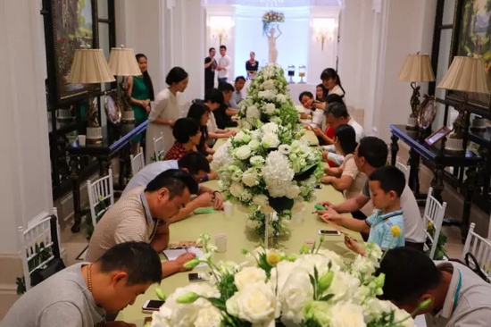 各位“小綠人”也把自己企業(yè)的問題通過卡片的形式，向劉東曉博士請教。