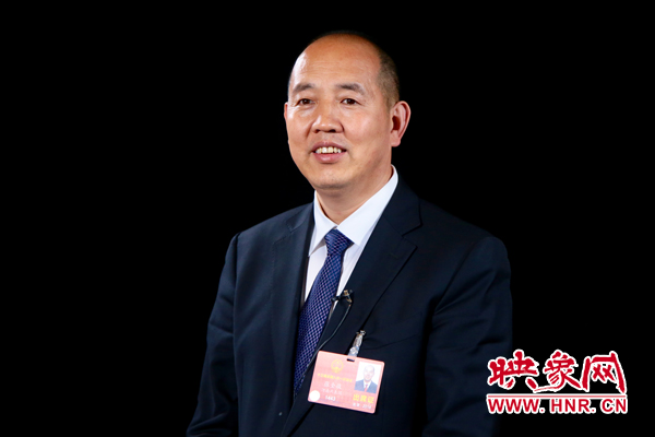 全國(guó)人大代表張全收