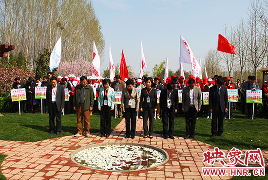 緬懷活動(dòng)現(xiàn)場 緬懷活動(dòng)現(xiàn)場