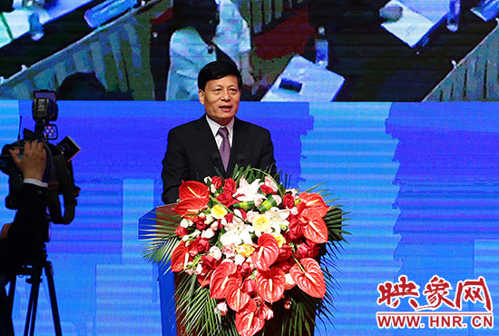 河南省委副書記、省長謝伏瞻出席開幕式并講話