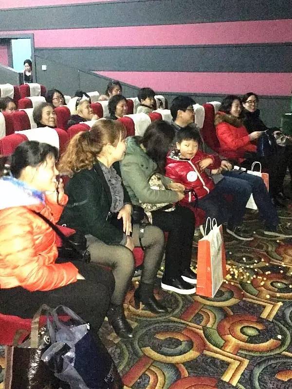 節(jié)日總是開心的，媽媽寶寶永遠是諸女神心中最愛！