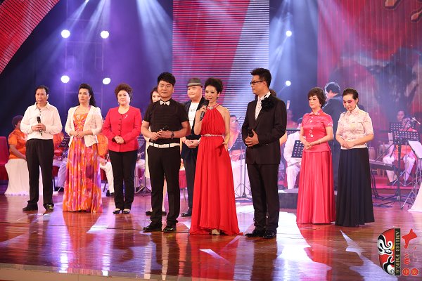 主持人：河南電臺(tái)戲曲廣播“當(dāng)家小生”月陽(yáng)、河南電視臺(tái)9頻道徐雪、原中央電視臺(tái)著名節(jié)目主持人白燕升