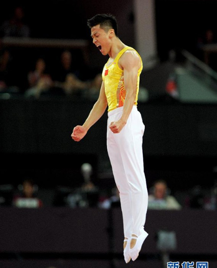 男子蹦床董棟如愿問鼎 俄羅斯摘銀陸春龍第三 男子蹦床董棟如愿問鼎 俄羅斯摘銀陸春龍第三
