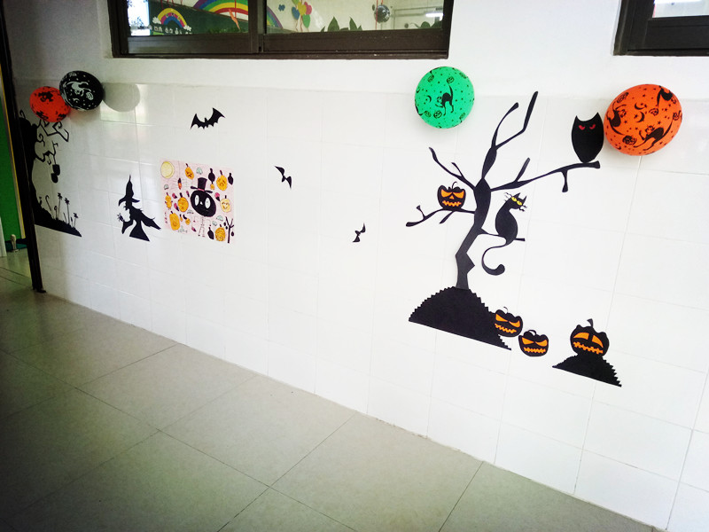 105門(mén)前長(zhǎng)廊