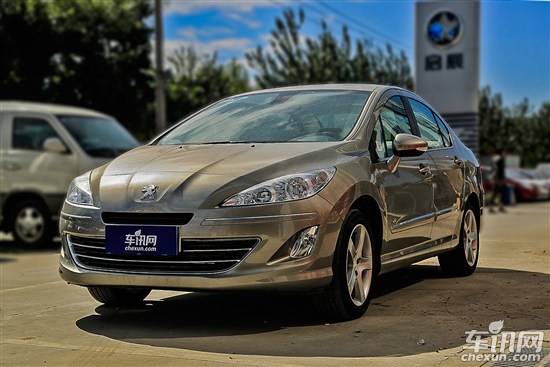 東風(fēng)標(biāo)致408 東風(fēng)標(biāo)致408