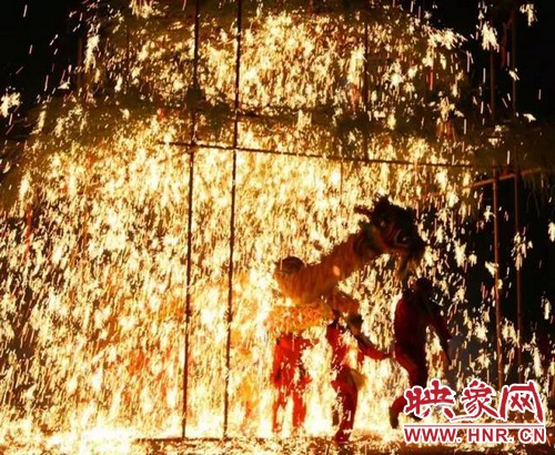 確山鐵花將登上萬眾矚目的春晚舞臺！