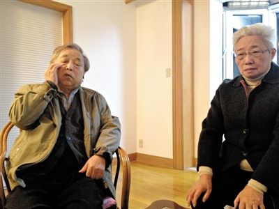 前晚，年過七旬的劉光嘉及妻子向記者講述強拆經(jīng)過。