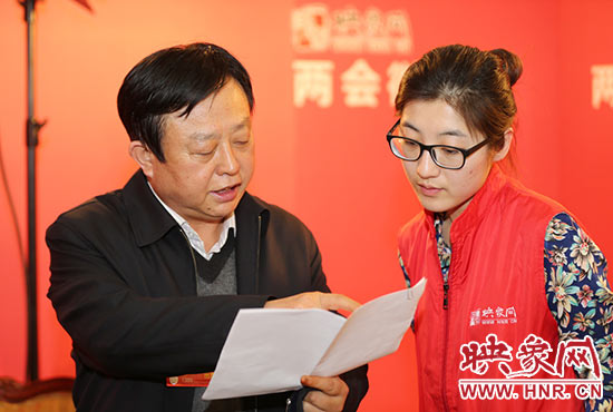 全國(guó)人大代表喬彬接受映象網(wǎng)采訪。