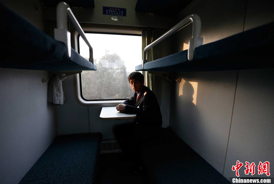 春運回程列車僅5名乘客 春運回程列車僅5名乘客