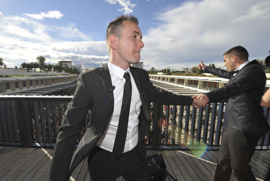 法國舉行首場合法同性婚禮 法國舉行首場合法同性婚禮