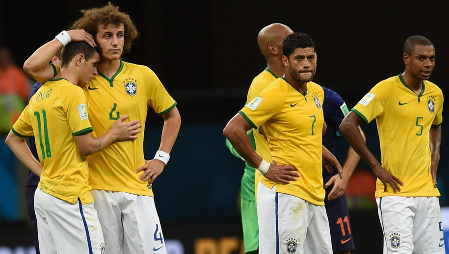 沮喪的巴西隊(duì)員 沮喪的巴西隊(duì)員