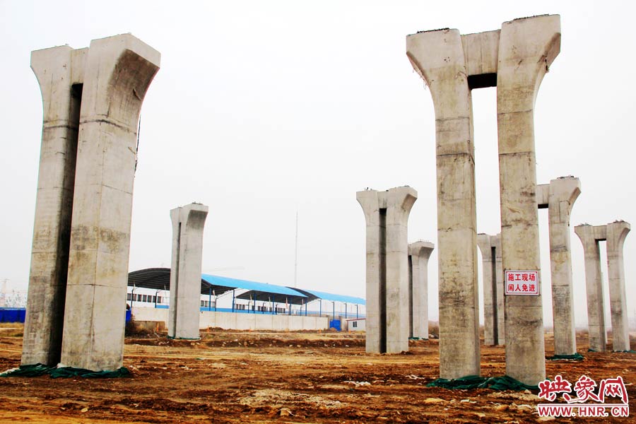 今年9月份，媒體曾報道稱，此項目停工的原因主要是資金鏈斷裂。