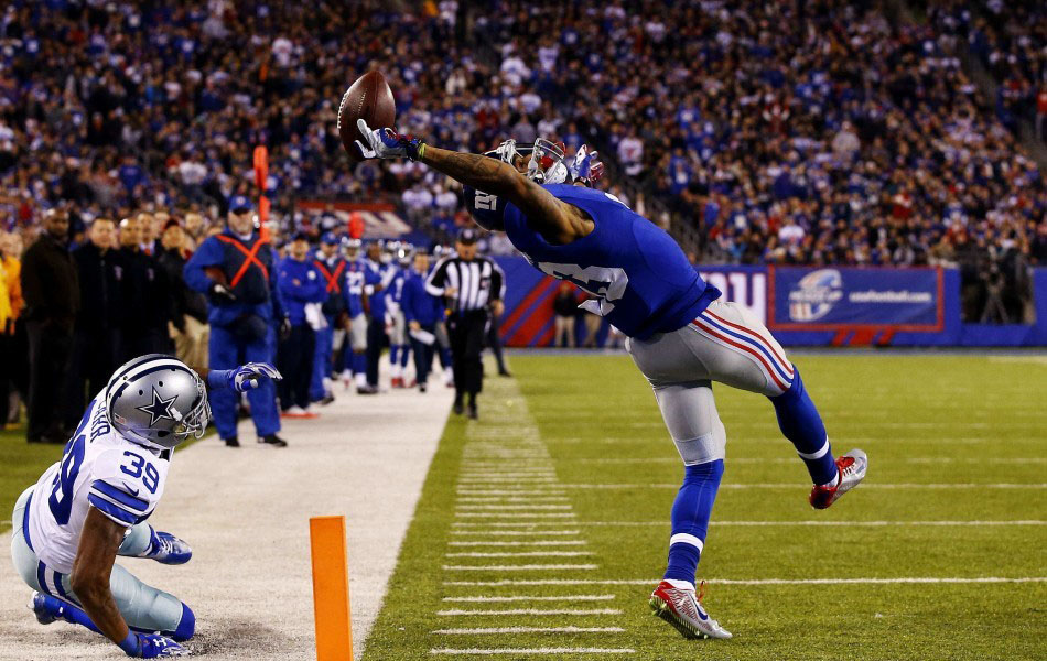 　單幅二等獎(jiǎng)，單手接球。