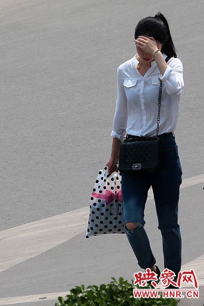 陽(yáng)光真強(qiáng)烈