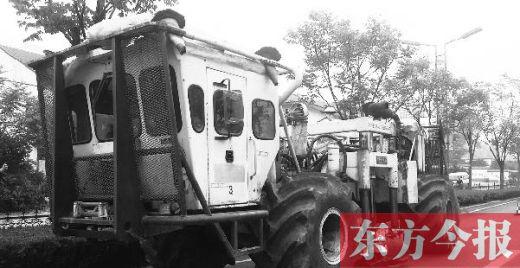 洛陽街頭出現震源車 跺跺腳就知道地下是否安分