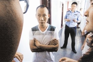 家屬沉默悲痛，不愿提起更多。