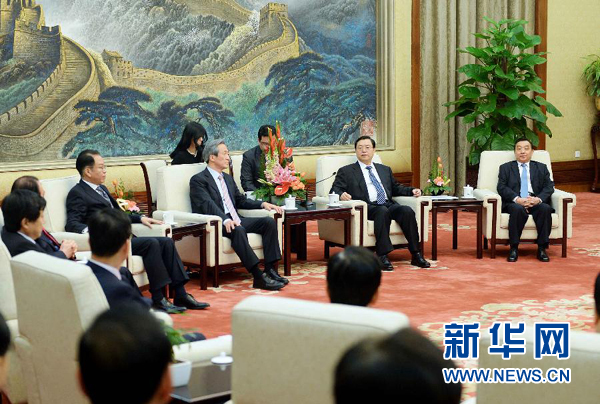 2月20日,全國人大常委會委員長張德江在北京人民大會堂會見以韓中議員外交協議會會長鄭夢準為團長的韓國 2月20日,全國人大常委會委員長張德江在北京人民大會堂會見以韓中議員外交協議會會長鄭夢準為團長的韓國