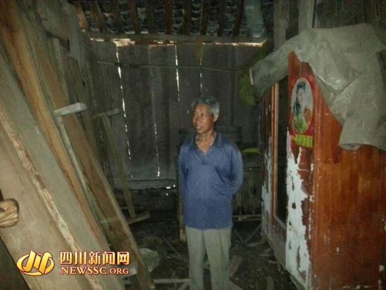 王本余的堂兄王本武向四川新聞網(wǎng)記者介紹王本余還剩下的財物。