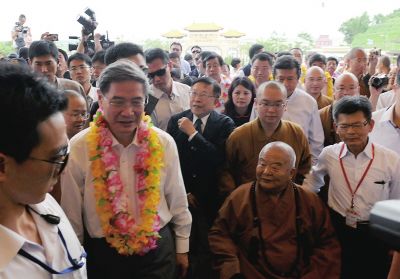 張志軍步入禮敬大廳。