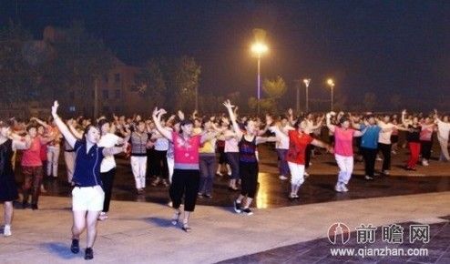 跳廣場(chǎng)舞