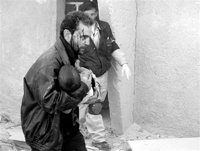 霍金談政治 從宇宙“看”敘內(nèi)戰(zhàn)(組圖)