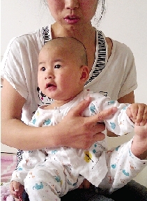 經(jīng)過幾個(gè)月治療，涵涵的病情好轉(zhuǎn)多了。