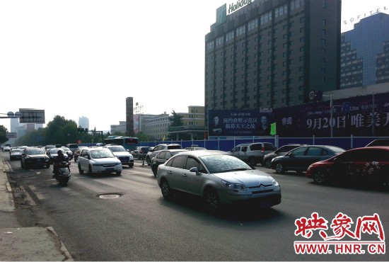 金水路沿線居民期待準(zhǔn)快速路早日開通。