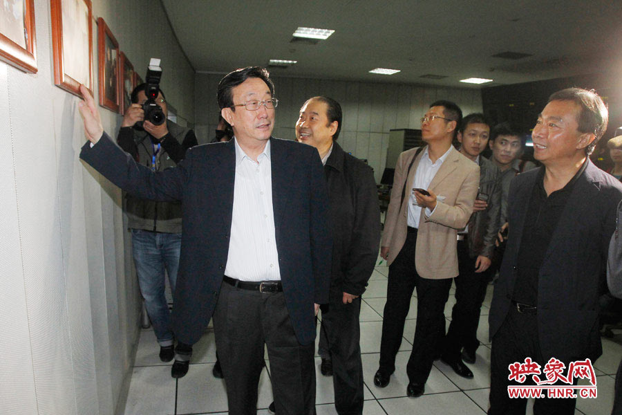 河南省委書記、省人大常委會主任郭庚茂視察河南人民廣播電臺 映象網(wǎng)記者邵恰 段晉哲/攝