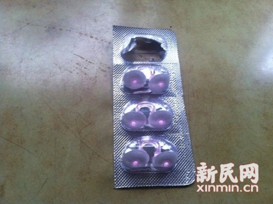 上海交警試戴隱形口罩抗霧霾 不影響吹哨喊話 上海交警試戴隱形口罩抗霧霾 不影響吹哨喊話