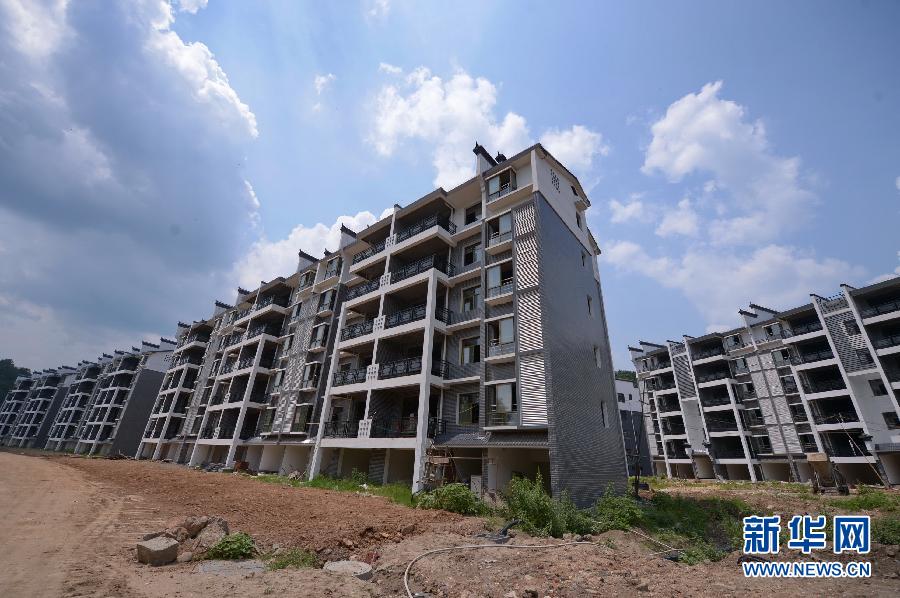 農(nóng)場(chǎng)棚戶(hù)區(qū)的最后留守家庭：留下的是回憶，迎來(lái)的是幸福