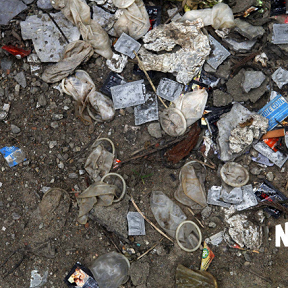 站街女綠化帶里營(yíng)業(yè)