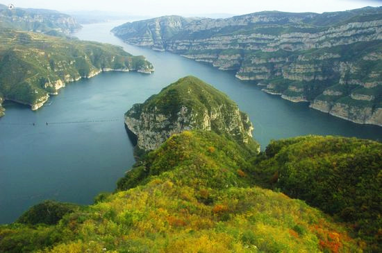 到黃河三峽“飛”黃河、拜孔子、探溶洞