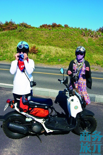 路遇環(huán)島的大學(xué)生。