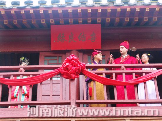 中國(guó)旅游日 河南多景區(qū)喊你優(yōu)惠游