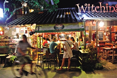 拜縣Pai的夜市。　新京報(bào)記者　王遠(yuǎn)征　攝