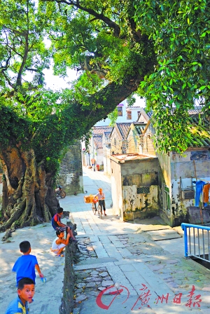 古鶴村的村落風(fēng)貌保存完好,猶如一處“世外桃源 ”。