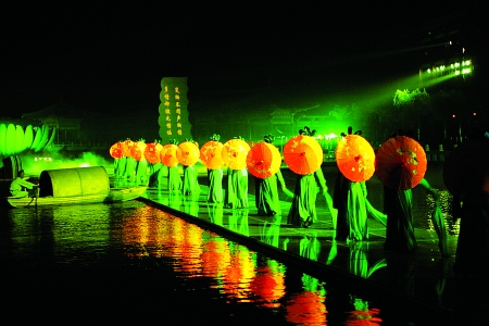 十五年 繪就清明上河園之美