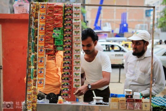緬甸，繽紛的街邊平民小吃