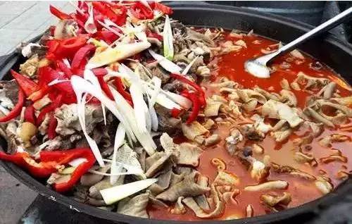 新疆奇葩”黑暗料理“ 你吃過嘛？