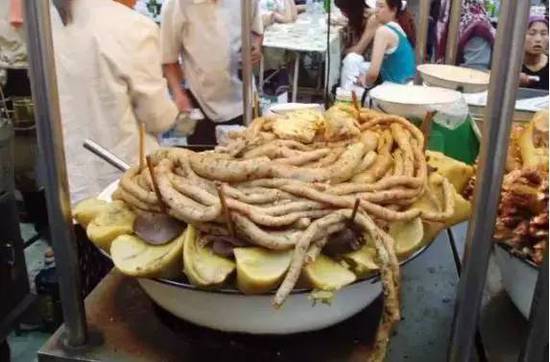 新疆奇葩”黑暗料理“ 你吃過嘛？