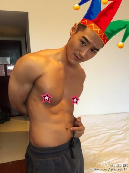 不造哪里不對，反正看起來怪怪的！