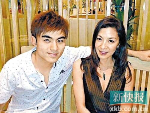 梁洛施的初戀男友Adriano與楊紫瓊也是朋友。